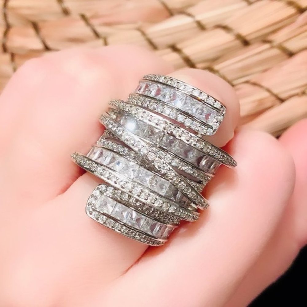 beautiful sterling silver Diamond Ring - Picture 2 of 6